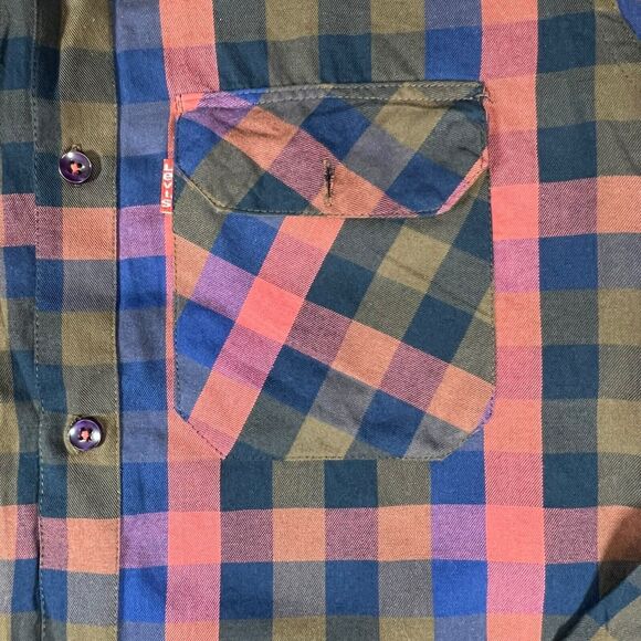 Levi's Men's Plaid Flannel Shirt M Long Sleeve Green Red Check Casual Button Up - Picture 2 of 7